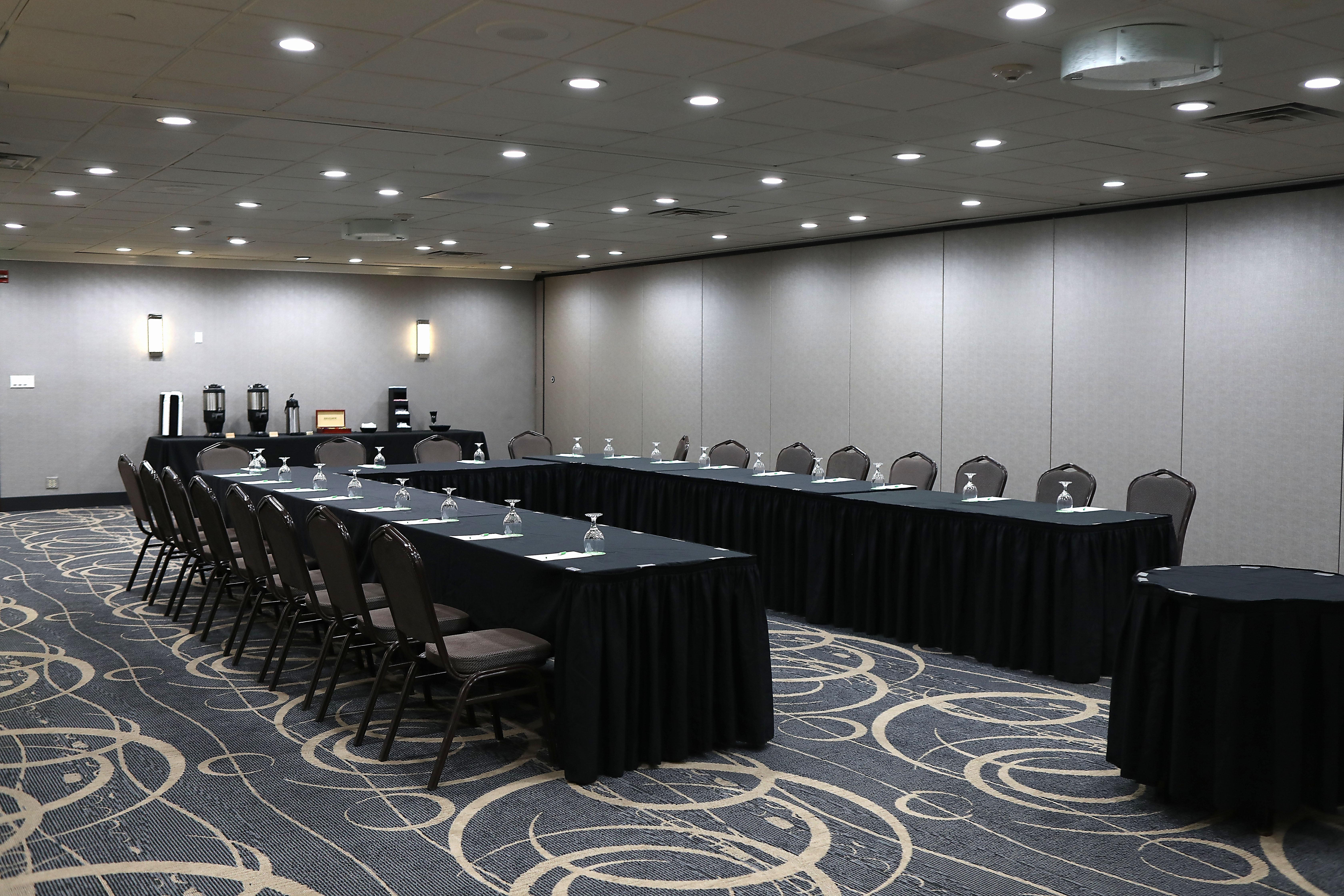Holiday Inn Chicago/Oak Brook By Ihg Oakbrook Terrace Eksteriør billede
