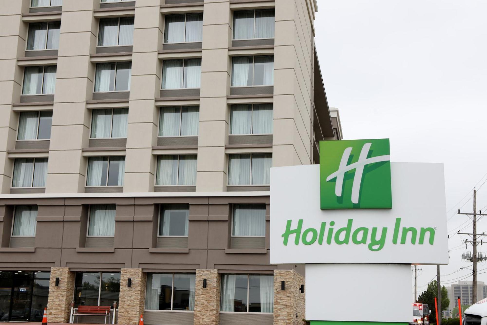 Holiday Inn Chicago/Oak Brook By Ihg Oakbrook Terrace Eksteriør billede